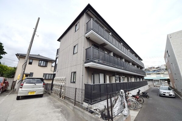 パレアージュの物件外観写真